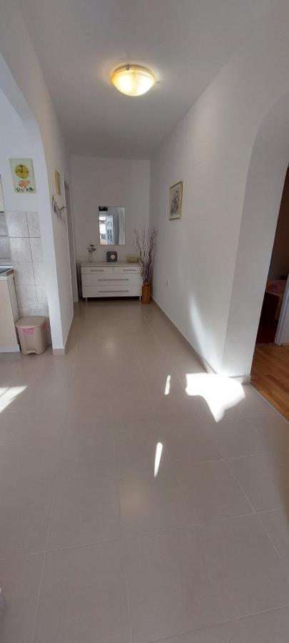 Apartament Viki *